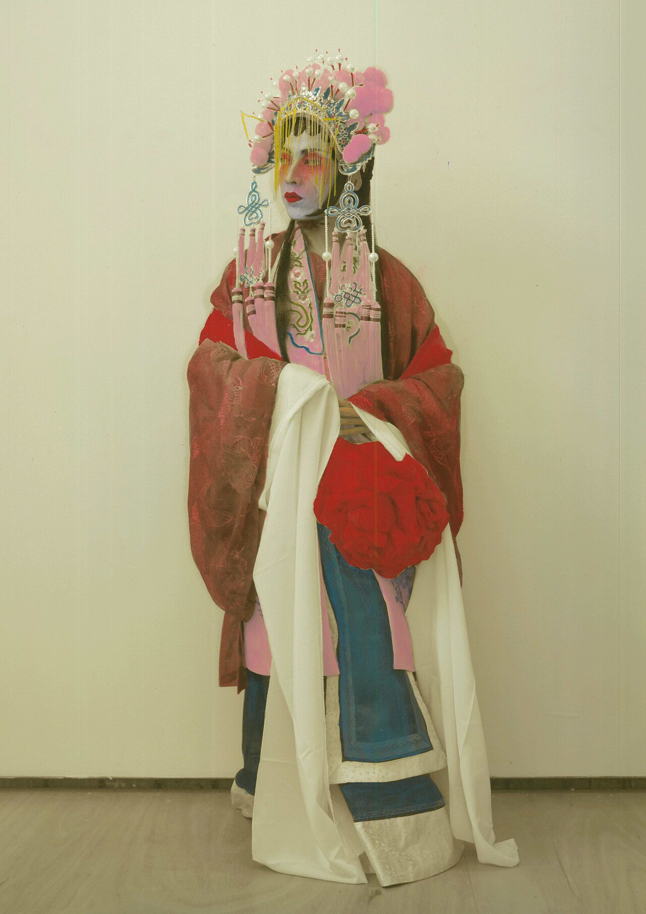 Acteur d'opéra cantonais en costume, photographie colorisée de 1927